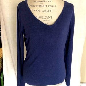 Cabi thin sweater Rayon/Cotton blend #33